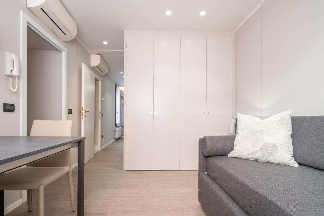 Accademia Apartments R&R Venesia Bagian luar foto