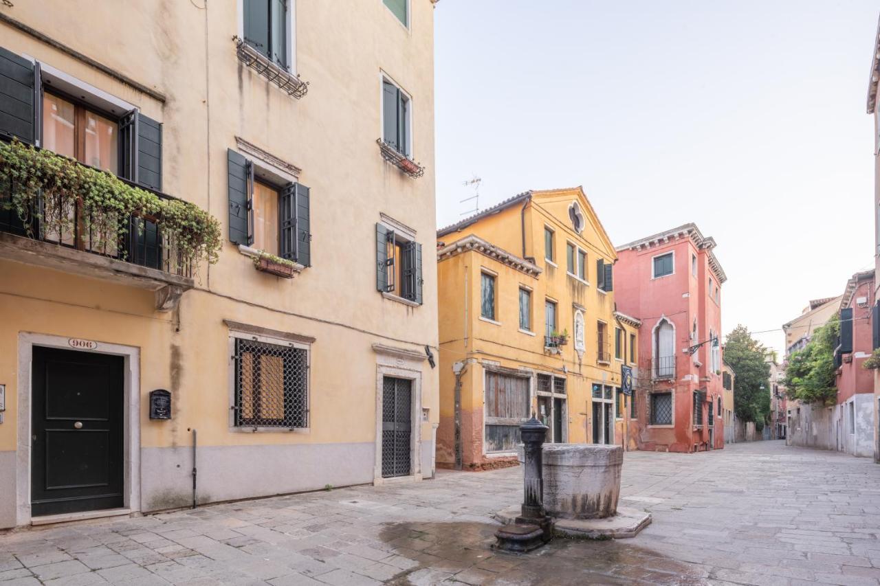Accademia Apartments R&R Venesia Bagian luar foto