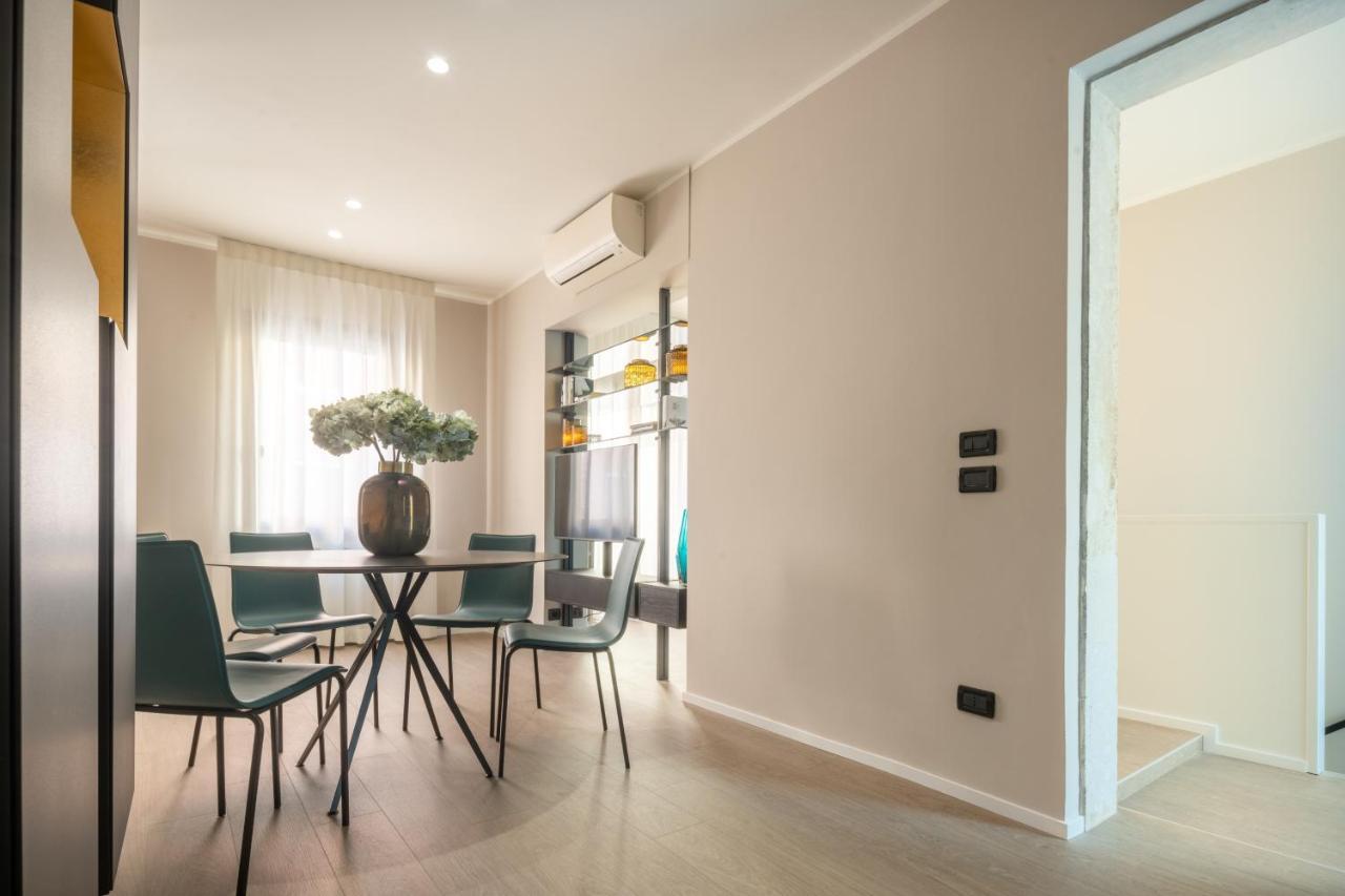 Accademia Apartments R&R Venesia Bagian luar foto